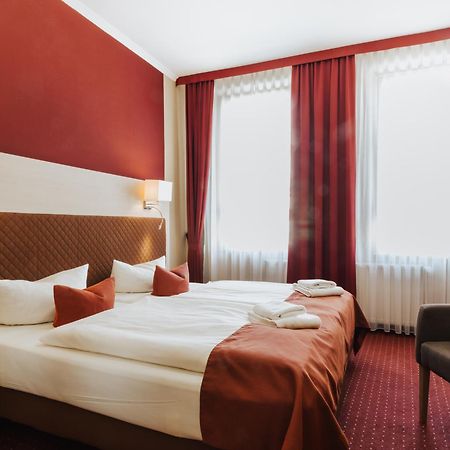 Hotel & Restaurant Wiggers Bad Oldesloe Ngoại thất bức ảnh
