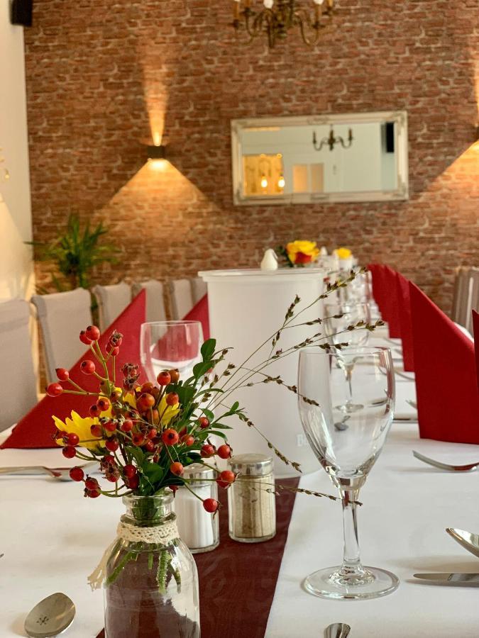 Hotel & Restaurant Wiggers Bad Oldesloe Ngoại thất bức ảnh