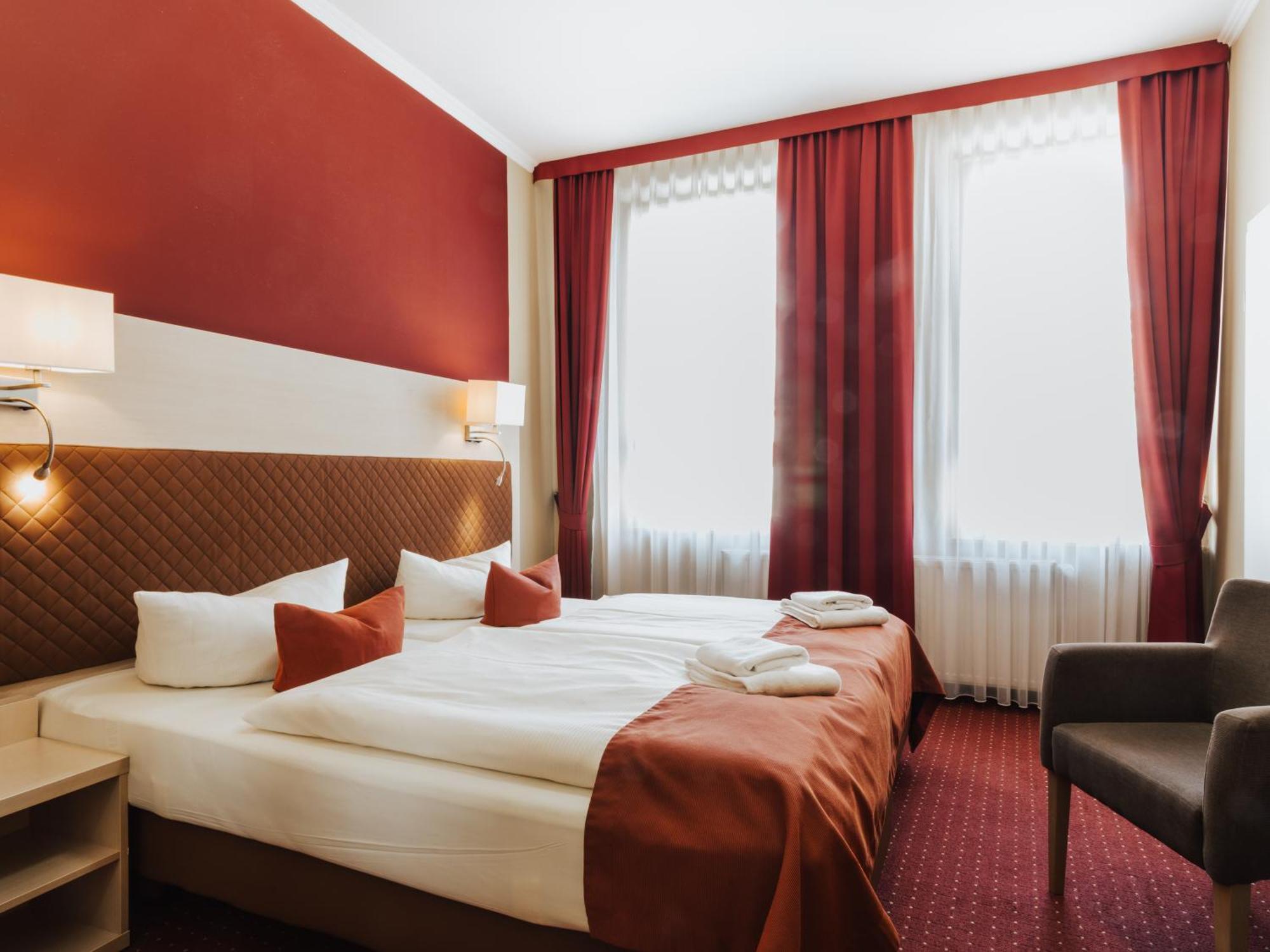 Hotel & Restaurant Wiggers Bad Oldesloe Ngoại thất bức ảnh