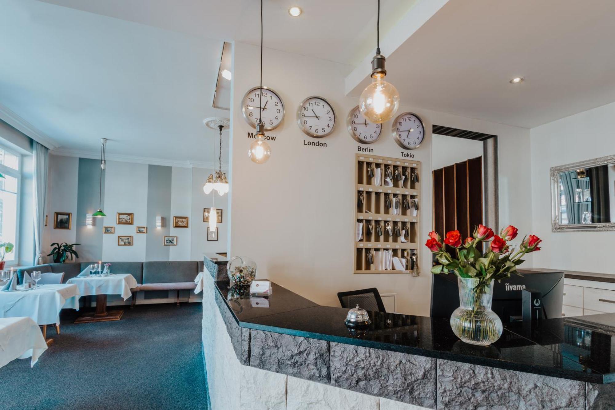 Hotel & Restaurant Wiggers Bad Oldesloe Ngoại thất bức ảnh