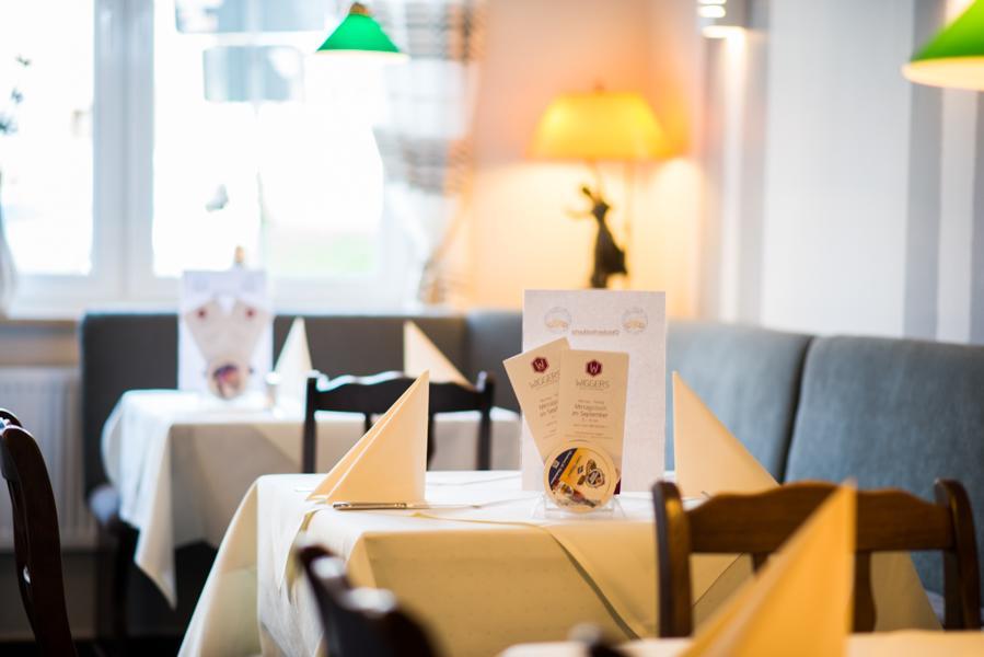 Hotel & Restaurant Wiggers Bad Oldesloe Ngoại thất bức ảnh